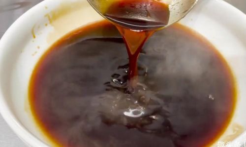 The Art of Perfecting Caramelized Rock Sugar:A Comprehensive Guide to Achieving Rich,Amber Hues