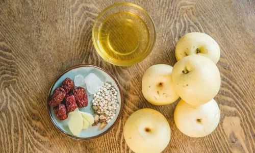 Mastering the Art of Steaming Rock Sugar Pear:Optimal Timing and Techniques