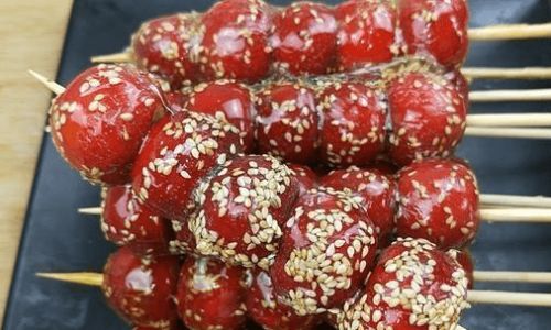The Art of Crafting Perfectly Delicious Candied Hawthorn Skewers:A Step-by-Step Guide