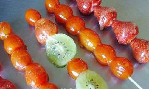 The Art of Crafting Traditional Chinese Candied Hawthorn:A Step-by-Step Guide to Making Tanghulu
