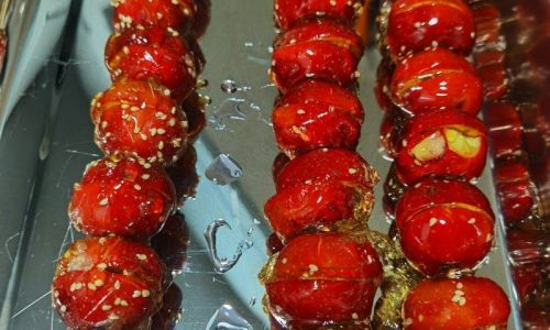 The Art of Crafting Traditional Chinese Candied Hawthorn:A Step-by-Step Guide to Making Tanghulu