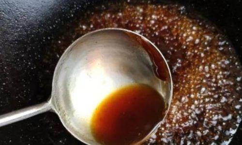 Mastering the Art of Caramelized Sugar:A Step-by-Step Guide to Crafting Perfect Rock Sugar Glaze