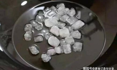 Mastering the Art of Caramelized Sugar:A Step-by-Step Guide to Crafting Perfect Rock Sugar Glaze