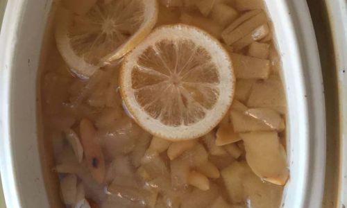 How to Prepare Rock Sugar and Lily Bulb Stewed Pear:A Traditional Chinese Dessert Recipe