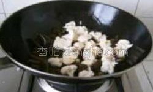 The Art of Preparing Ice Bamboo Shoots:A Culinary Guide to This Unique Delicacy