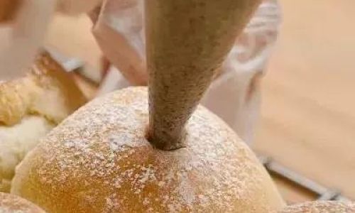 The Ultimate Guide to Crafting Perfect Ice Cream Bread:A Sweet and Simple Delight