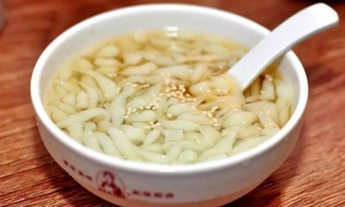 The Art of Refreshment:Exploring the Delightful World of Ice Jelly and Rice Noodle Soup