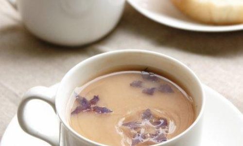 The Art of Crafting Perfect Iced Milk Tea:A Comprehensive Guide to Refreshment