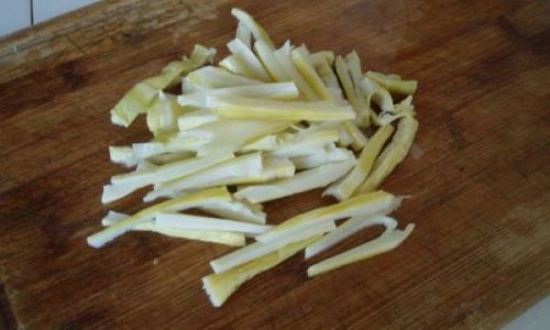 The Art of Crafting Perfect Bian Jian:A Step-by-Step Guide to Traditional Dried Bamboo Shoots