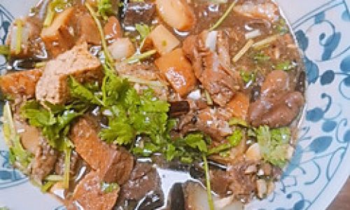 The Art of Crafting Authentic Beijing LǔzhǔA Step-by-Step Guide to Traditional Chinese Offal Stew