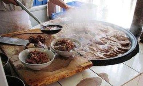 Mastering the Art of Beijing LùzhǔA Comprehensive Guide to Crafting Authentic Pork Offal Stew