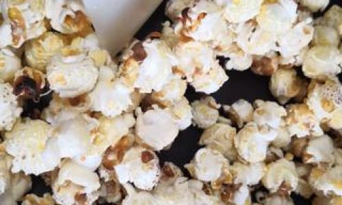The Ultimate Guide to Crafting Perfect Homemade Popcorn:From Stovetop to Gourmet Delights