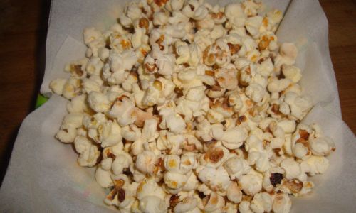 The Ultimate Guide to Crafting Perfect Homemade Popcorn:From Stovetop to Gourmet Delights