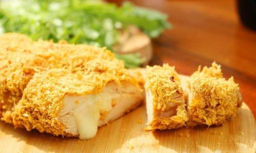 How to Master the Art of Making Oozing Cheese Chicken Cutlet:A Comprehensive Guide