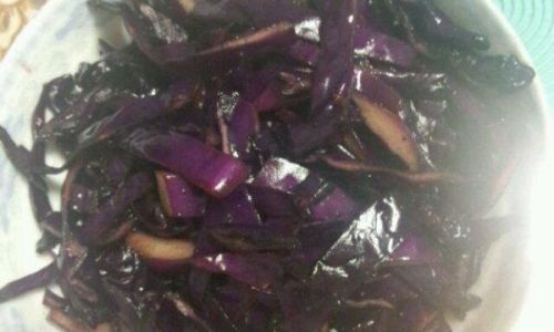 Stir-Fried Purple Cabbage:A Culinary Journey Through Color,Texture,and Tradition