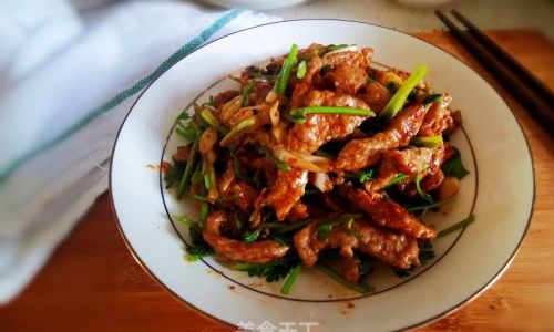 Mastering the Art of Stir-Fried Cumin Lamb:A Flavorful Journey Through Spice and Technique