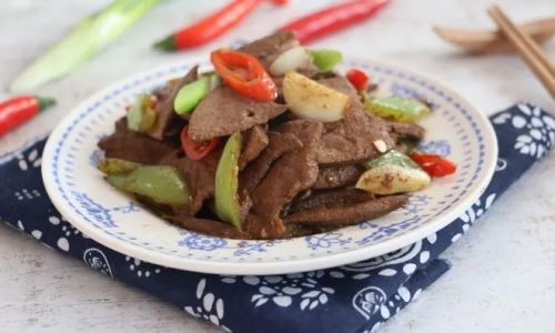 Stir-Fried Pork Liver:A Feast for the Eyes and Palate