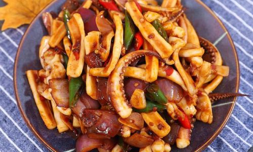 Mastering the Art of Stir-Fried Squid:A Comprehensive Guide to Perfecting This Seafood Delicacy
