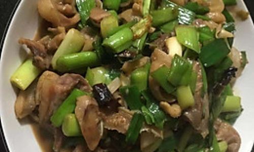Mastering the Art of Stir-Fried Lamb Head:A Flavorful Journey from Kitchen to Table