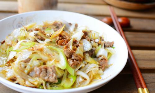 Stir-Fried Mutton Rolls:A Sizzling Journey Through Flavors and Techniques
