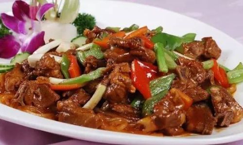 The Sizzling Symphony of Stir-Fried Lamb:A Deep Dive into China’s Explosive Culinary Tradition