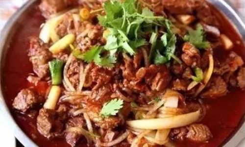 The Sizzling Symphony of Stir-Fried Lamb:A Deep Dive into China’s Explosive Culinary Tradition