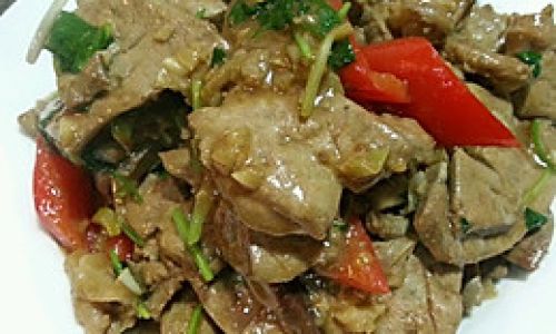 Mastering the Art of Stir-Fried Lamb Liver:A Flavorful Journey from Kitchen to Table