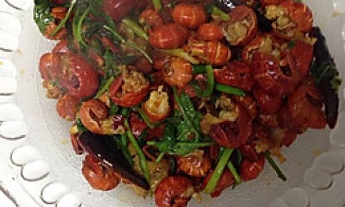 Mastering the Art of Stir-Fried Shrimp Tails:A Flavorful Journey from Kitchen to Table