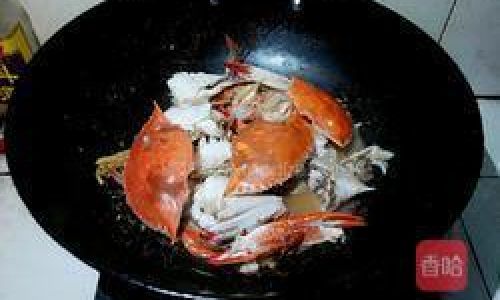 Homemade Stir-Fried Crab:A Flavorful Journey from Kitchen to Table