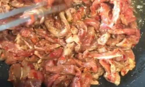Mastering the Art of Stir-Fried Beef Slices:A Step-by-Step Guide to Tender,Flavorful Perfection