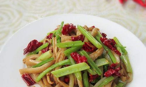Stir-Fried Beef Tripe:A Journey Through Fiery Flavors and Culinary Tradition