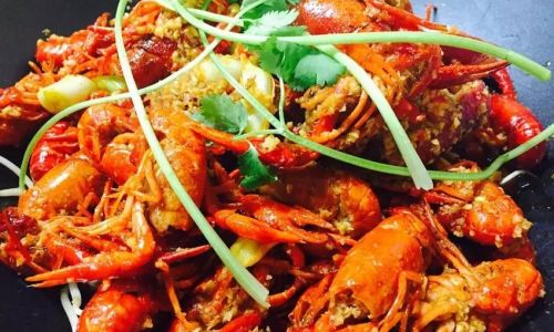 The Art of Stir-Fried Lobster:A Culinary Journey Through Flavors and Techniques