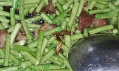 Mastering the Art of Stir-Fried Yardlong Beans:A Guide to Perfectly Crispy and Flavorful Dishes