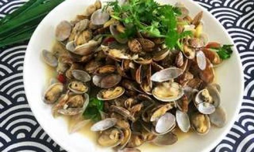 Mastering the Art of Spicy Stir-Fried Clams:A Flavorful Journey from Kitchen to Table