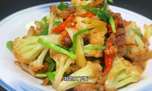 Mastering the Art of Stir-Fried Cauliflower:A Flavorful Journey from Kitchen to Table