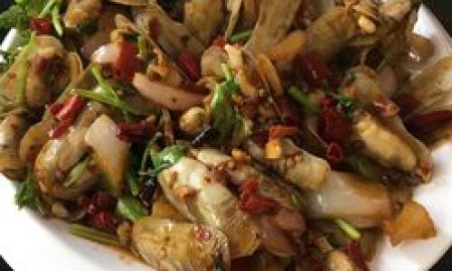 To Blanch or Not to Blanch:The Great Debate Over Stir-Fried Razor Clams