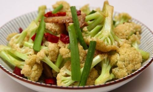 The Culinary Symphony of Stir-Fried Cauliflower:A Deep Dive into Flavor and Technique
