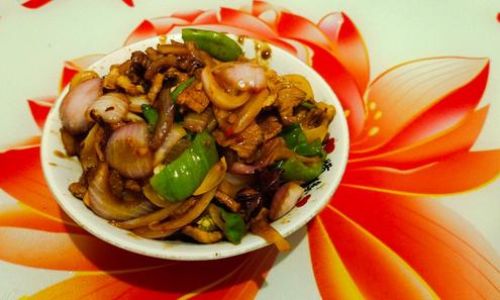 Homestyle Stir-Fried Pork with Kohlrabi:A Flavorful and Simple Recipe