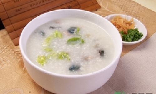Introducing Lean Meat Porridge to Infants:Age Guidelines,Nutritional Benefits,and Safety Tips
