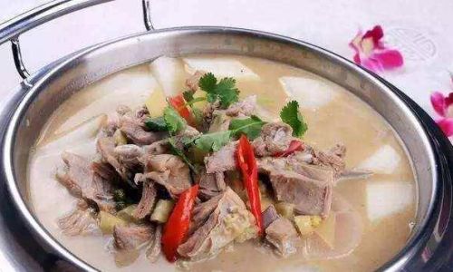 The Ultimate Guide to Crafting the Perfect Lamb Soup:Essential Ingredients and Flavorful Additions