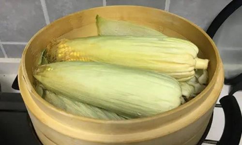 Boiling vs.Steaming Corn:A Comprehensive Guide to Perfecting Your Summer Staple