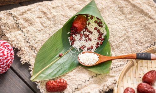 The Essential Ingredients for Crafting Traditional Zongzi:A Comprehensive Guide