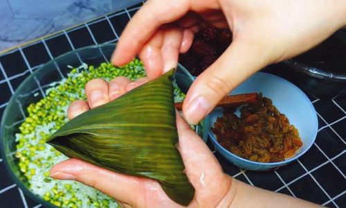 The Essential Ingredients for Crafting Traditional Zongzi:A Comprehensive Guide