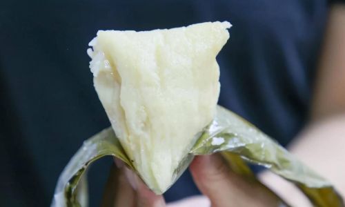 The Art of Soaking Glutinous Rice for Zongzi:Mastering Texture and Tradition