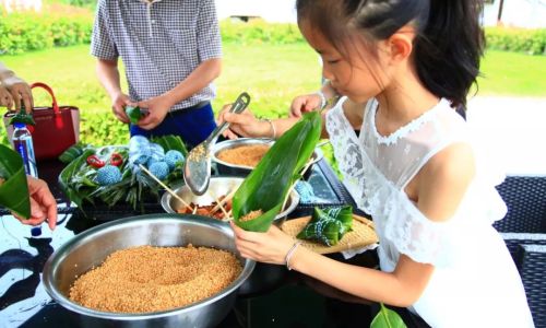 Can Crayfish Be Added to Zongzi?A Culinary Exploration of Tradition and Innovation
