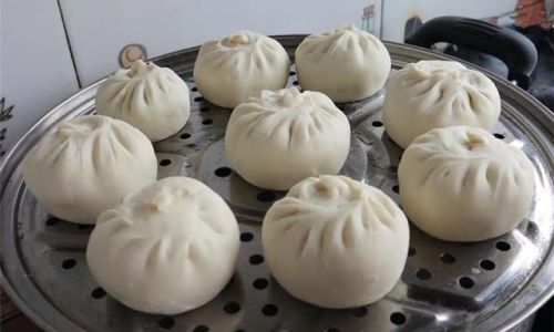 The Art of Steaming Baozi:Why Waiting a Few Minutes After Steaming Is Crucial for Perfect Results
