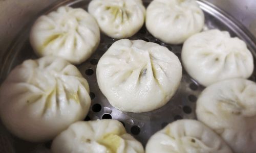 The Role of Oil in Bao Dough:A Comprehensive Guide to Achieving Perfectly Fluffy Steamed Buns