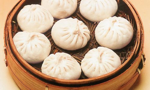 The Art of Crafting Perfect Baozi:A Comprehensive Guide to Traditional Chinese Steamed Buns