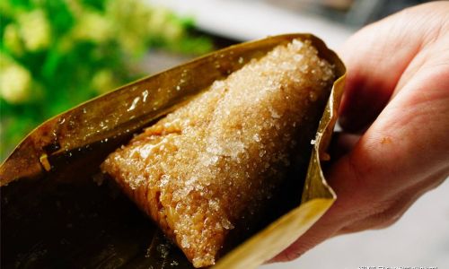 The Sweet Debate:To Sugar or Not to Sugar When Crafting Jujube-Stuffed Zongzi