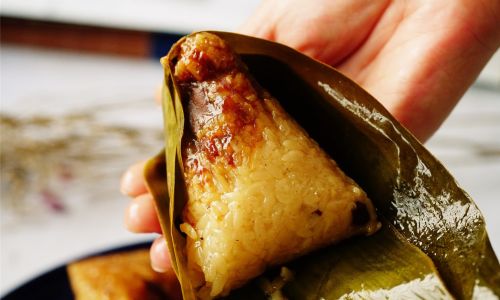 The Sweet Debate:To Sugar or Not to Sugar When Crafting Jujube-Stuffed Zongzi